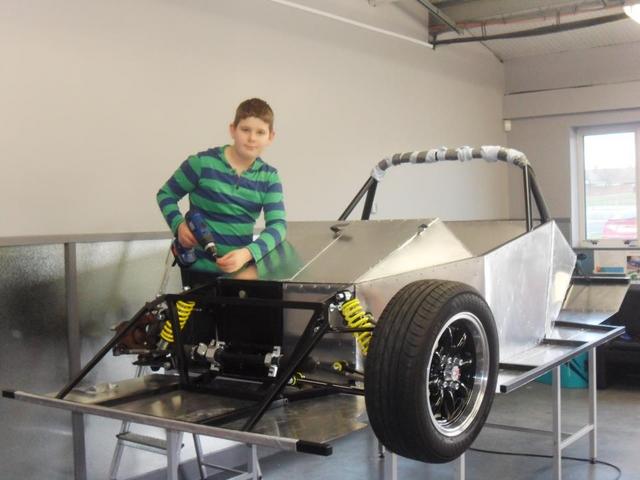 Jordan refitting the hatch pan